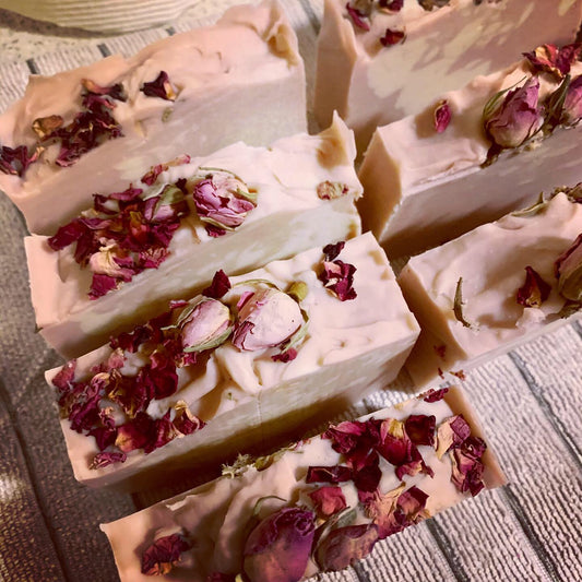 Handmade natural soap https://mountrichonhoney.com/collections/honey-soap