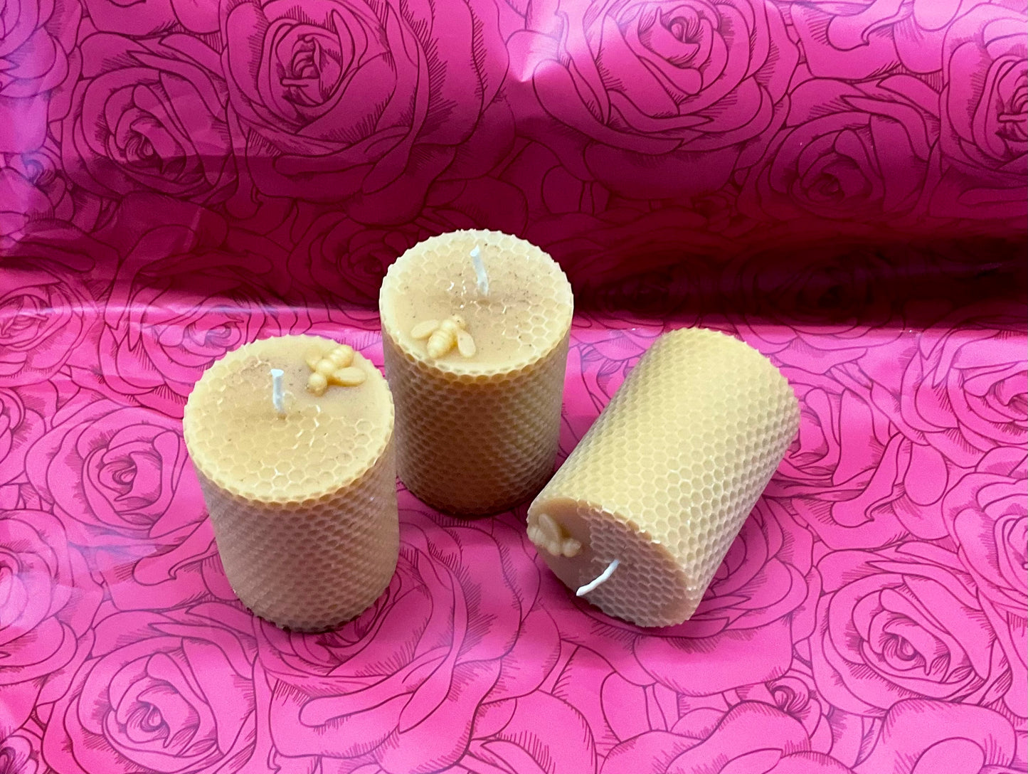 Beeswax Pillar Candle – Honeycomb Design
