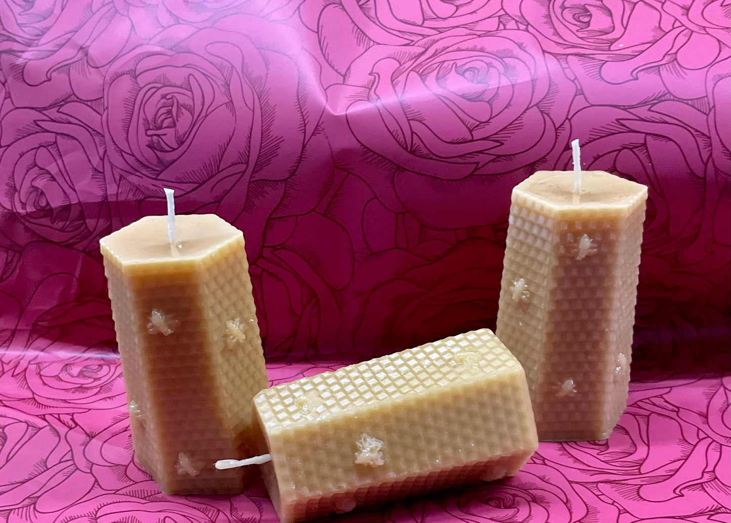 Beeswax Pillar Candle – Honeycomb Design