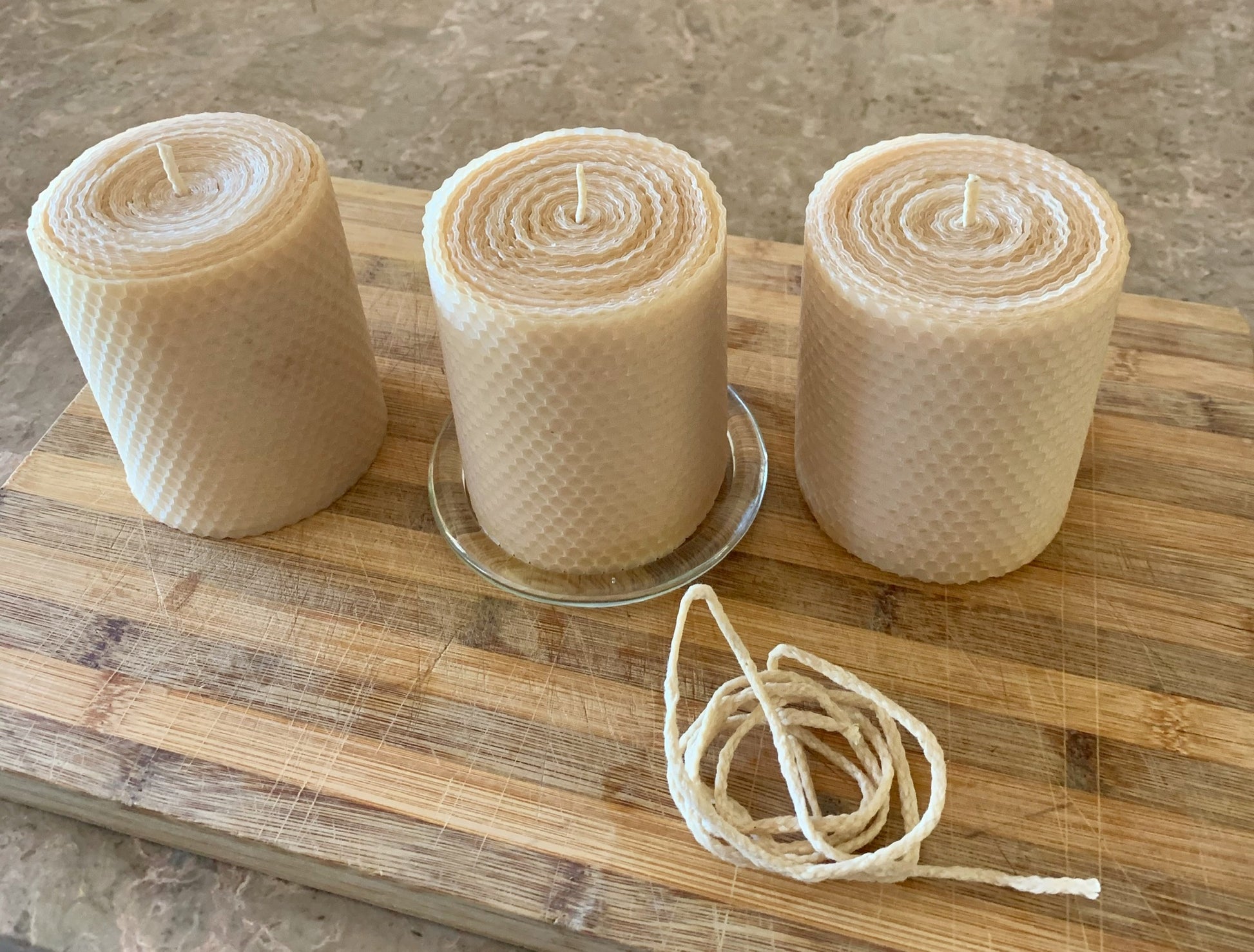 Handmade Natural Beeswax 10cm * 8cm Pillar Candle