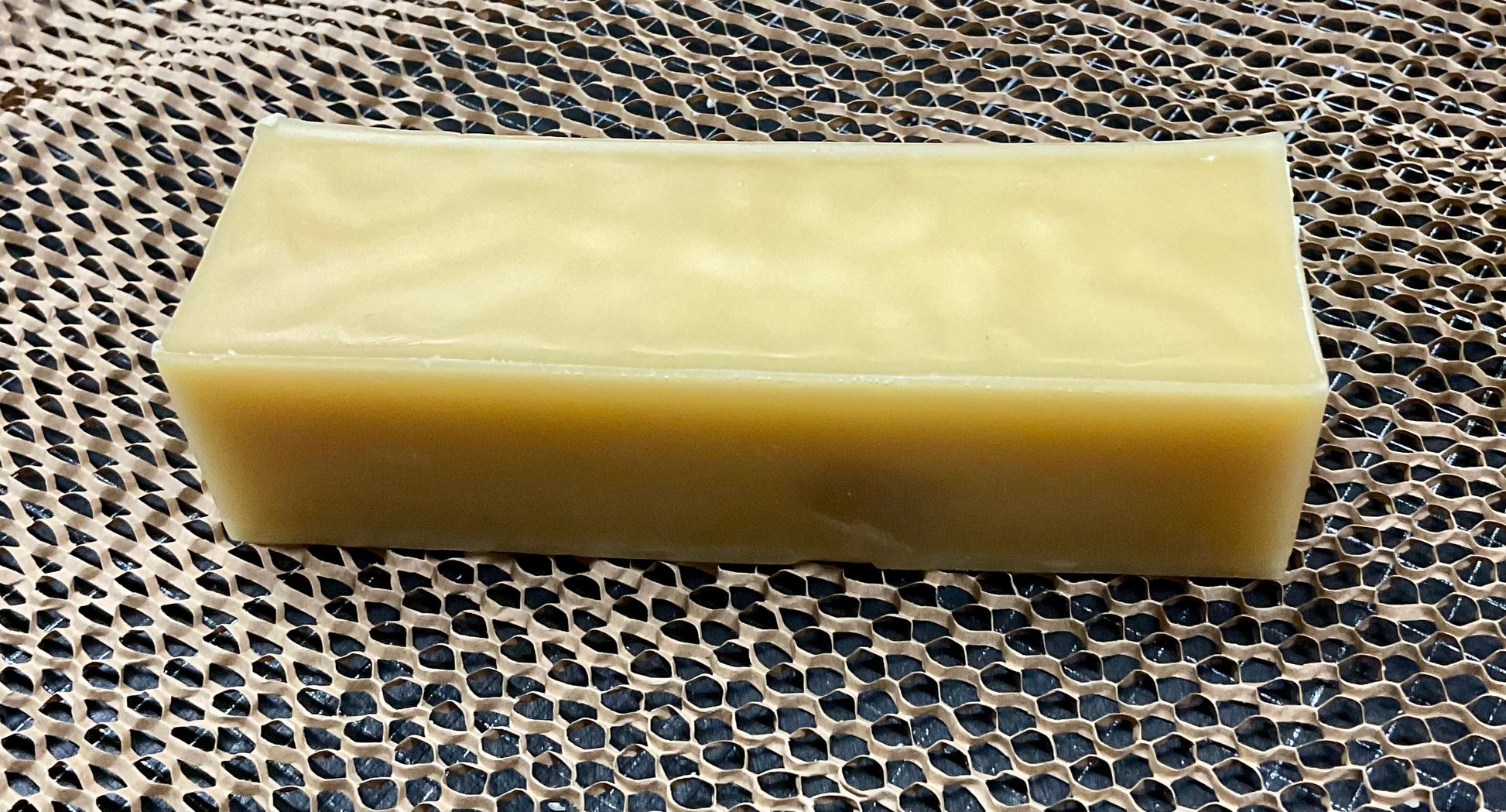 unbleached beeswax