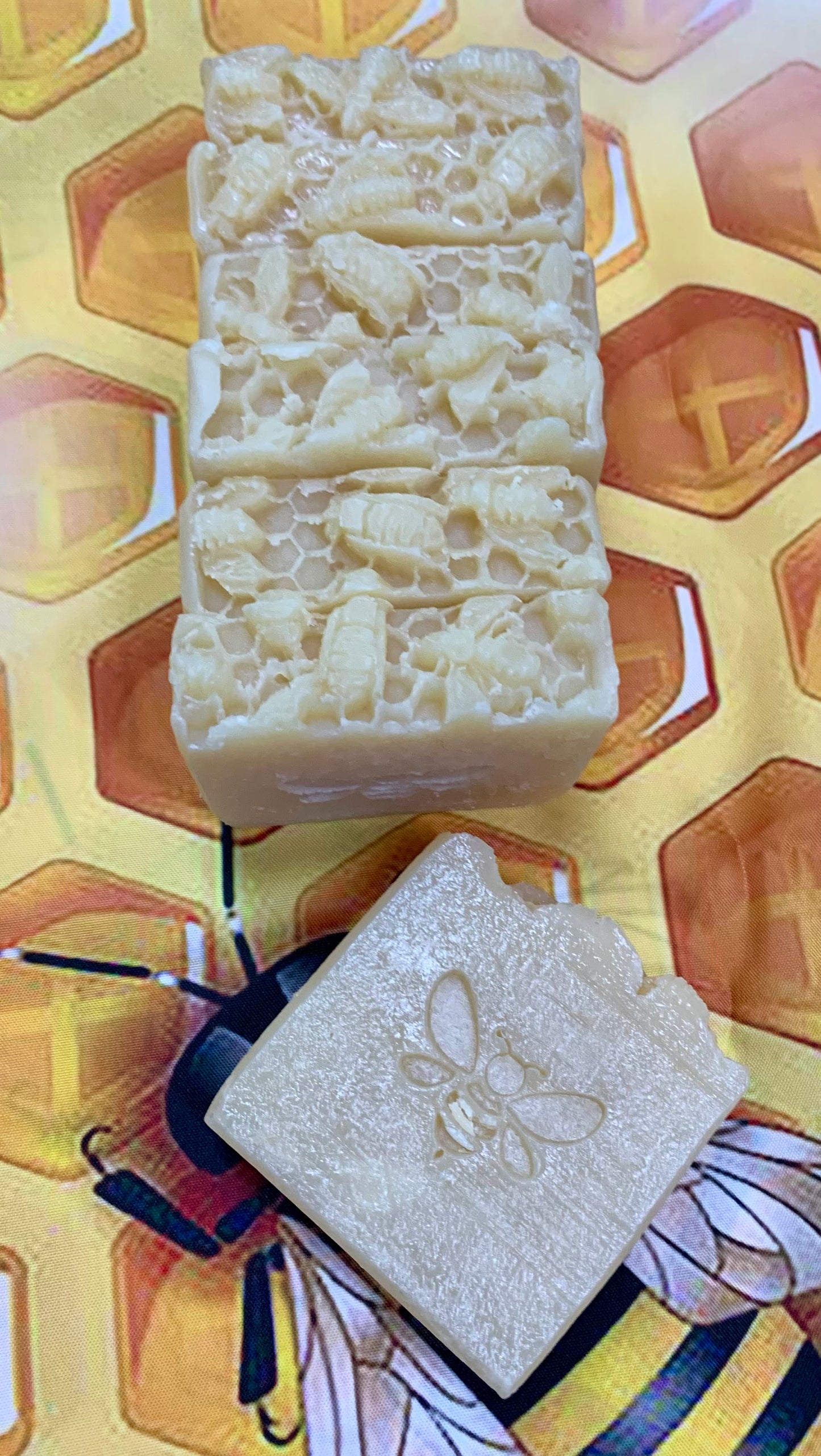 Farmhouse Raw Honey Soap (Fragrance Free)