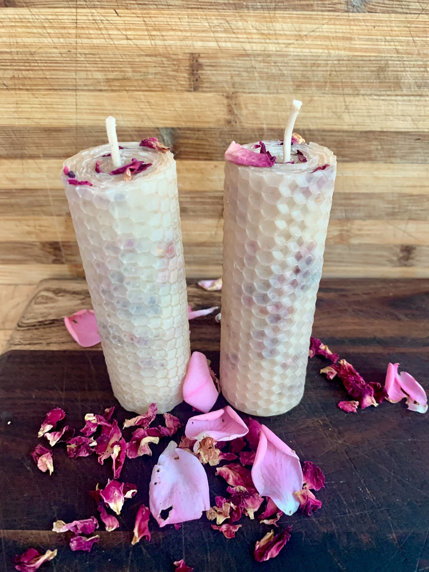 Mount Richon Honey Rose petal and beeswax rolled candles #beeswaxcandles #beeswaxcandles🐝 #homemadecandles #westernaustralianbeeswaxcandles